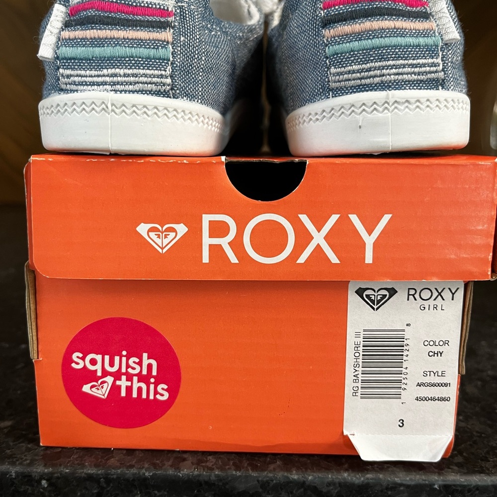 Roxy Bayshore Slip On Girls Shoes - Picture 5 of 7